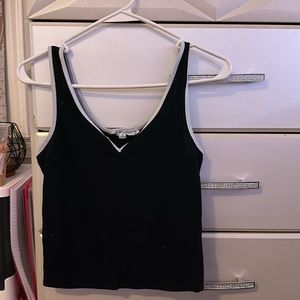 Hippy rose, medium black and white crop top